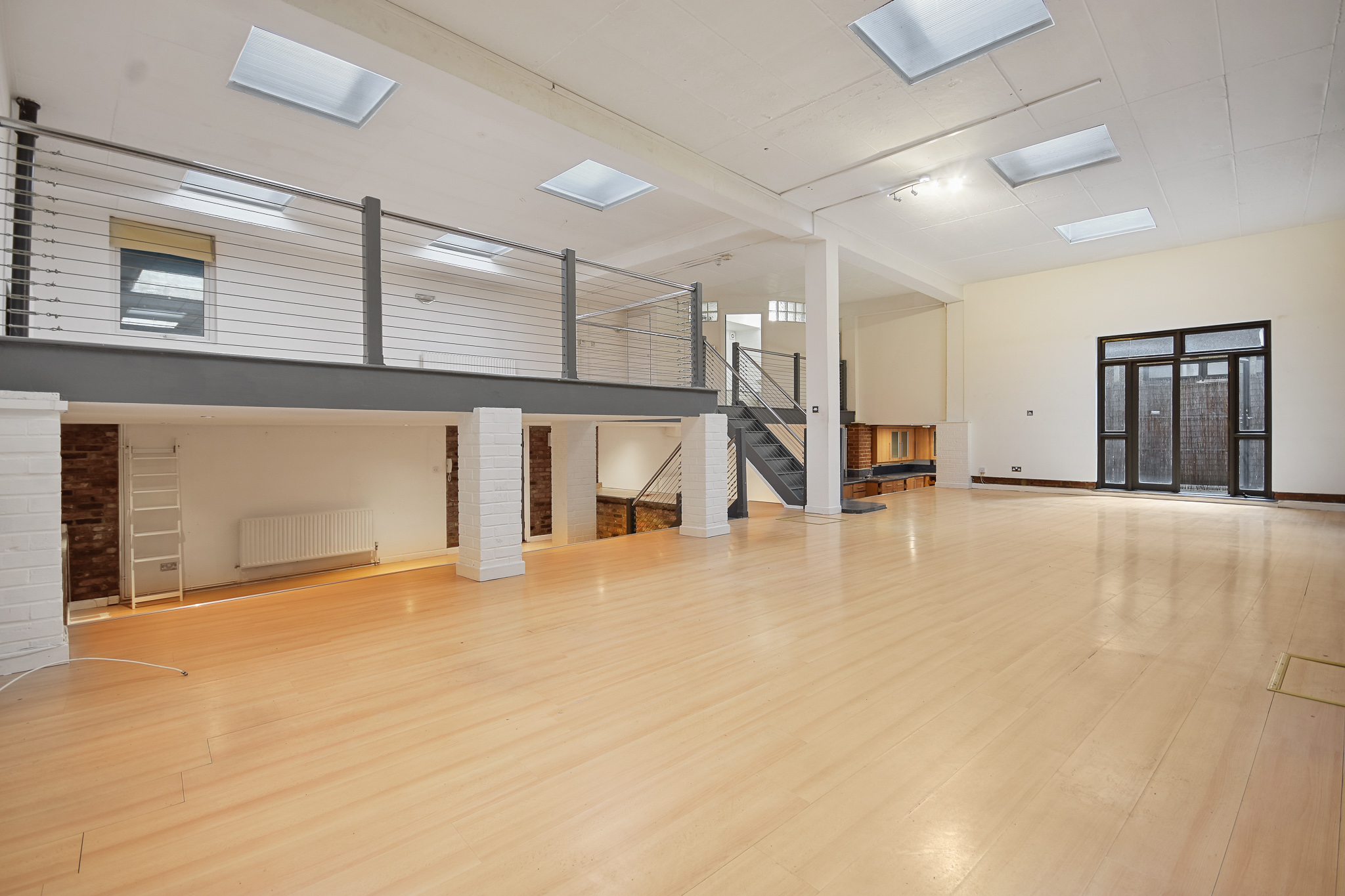 MH-Flat-21-Britannia-Lofts-Reception3-1